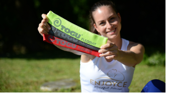 BIKINI FIT mit dem Fitnessband