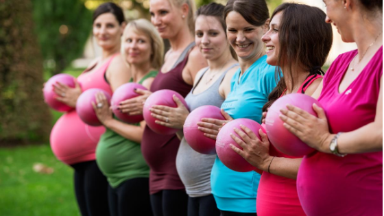 Fit and full of energy through pregnancy – LAUFMAMALAUF gives tips on how to succeed